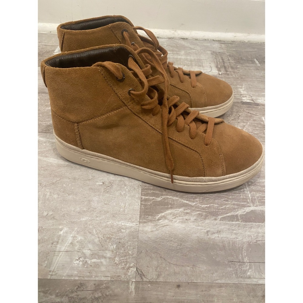 UGG Cali Sneaker Mens Size 11 Chestnut Brown Excellent Lace Up Suede Mid Top
